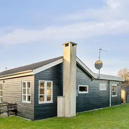 Nantje - 300m From The Sea By Interhome *